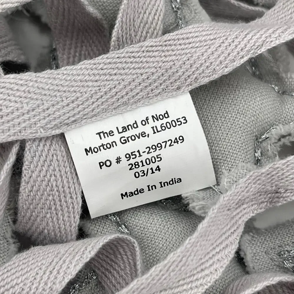 LAND OF NOD Star Garland Fabric Raw Hem Silver Gray Holiday Christmas New Years